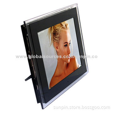 Multifunction Digital Photo Frame with 800*480P Resolution
